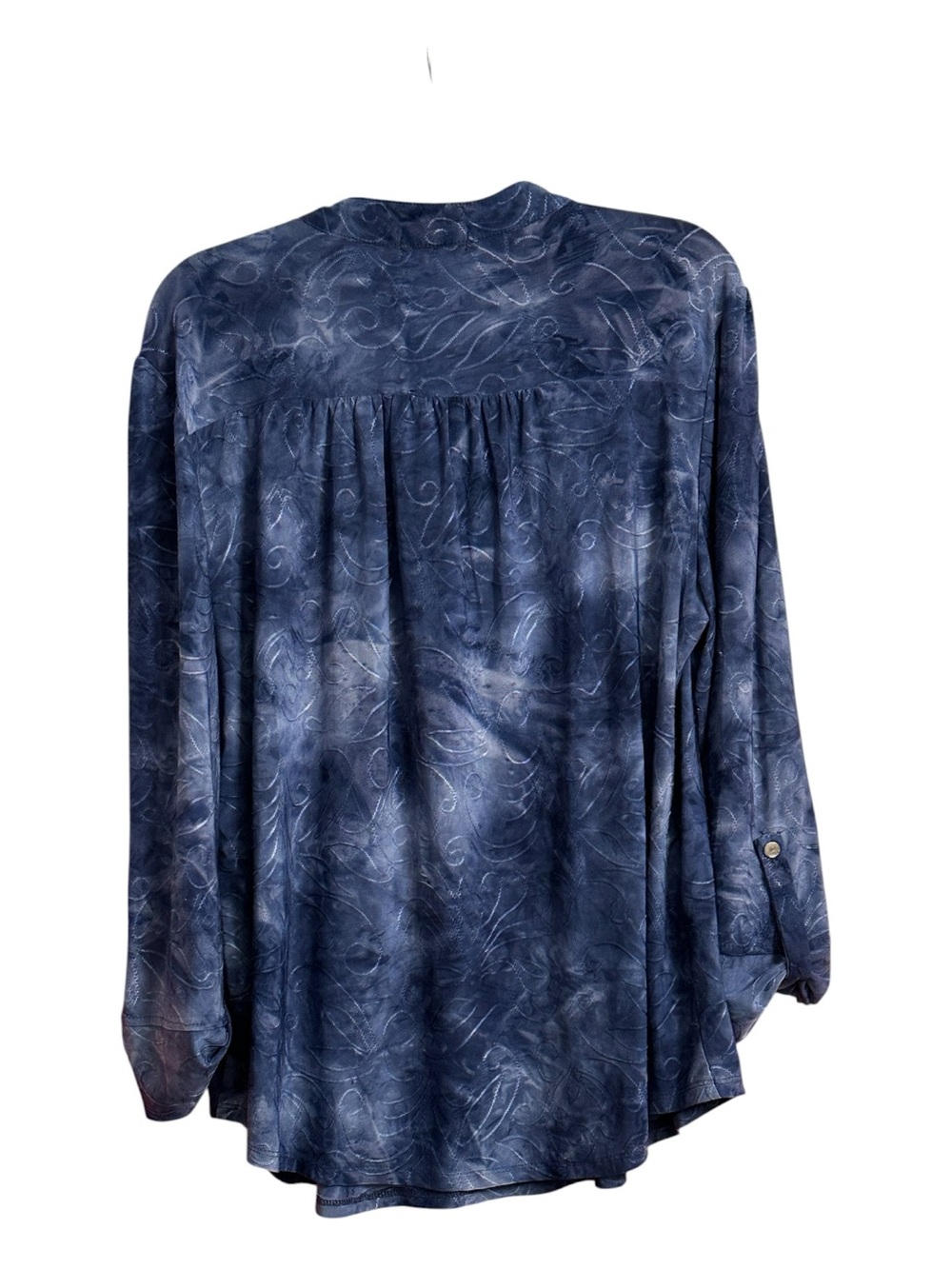 Cocomo Cloudy Navy Swirl Patterned V-Neck Button-Front Roll Tab Henley Top - Picture 4 of 8